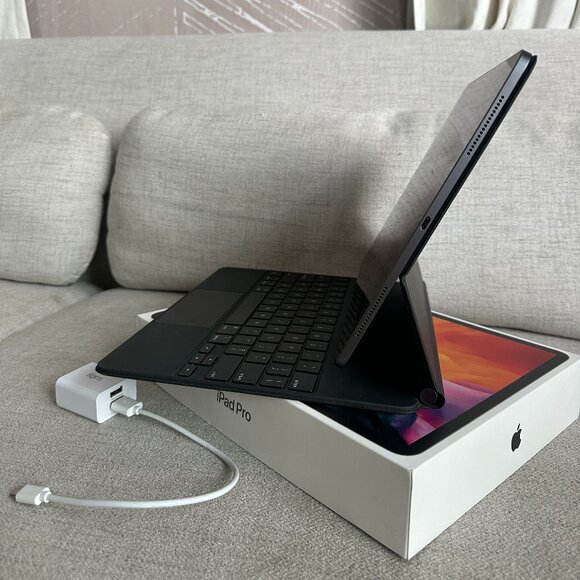 Apple iPad Pro 12.9 Inch (4th Generation, 512 GB) and Magic Keyboard - Picture 2 of 4